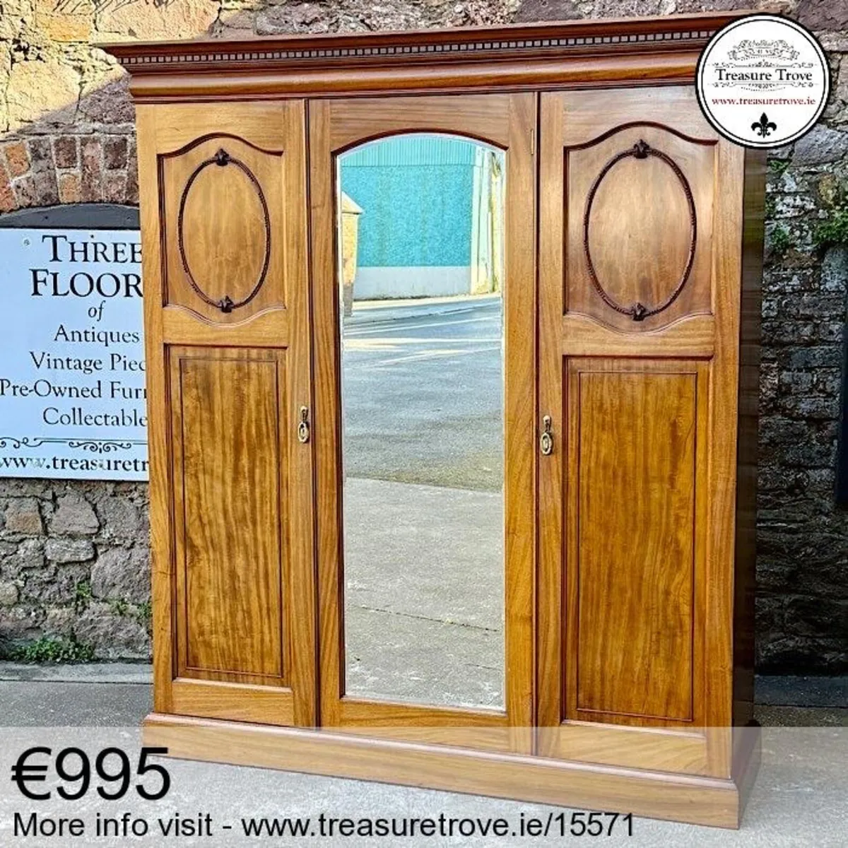 Vintage and Antique Wardrobes Bedroom - Image 4