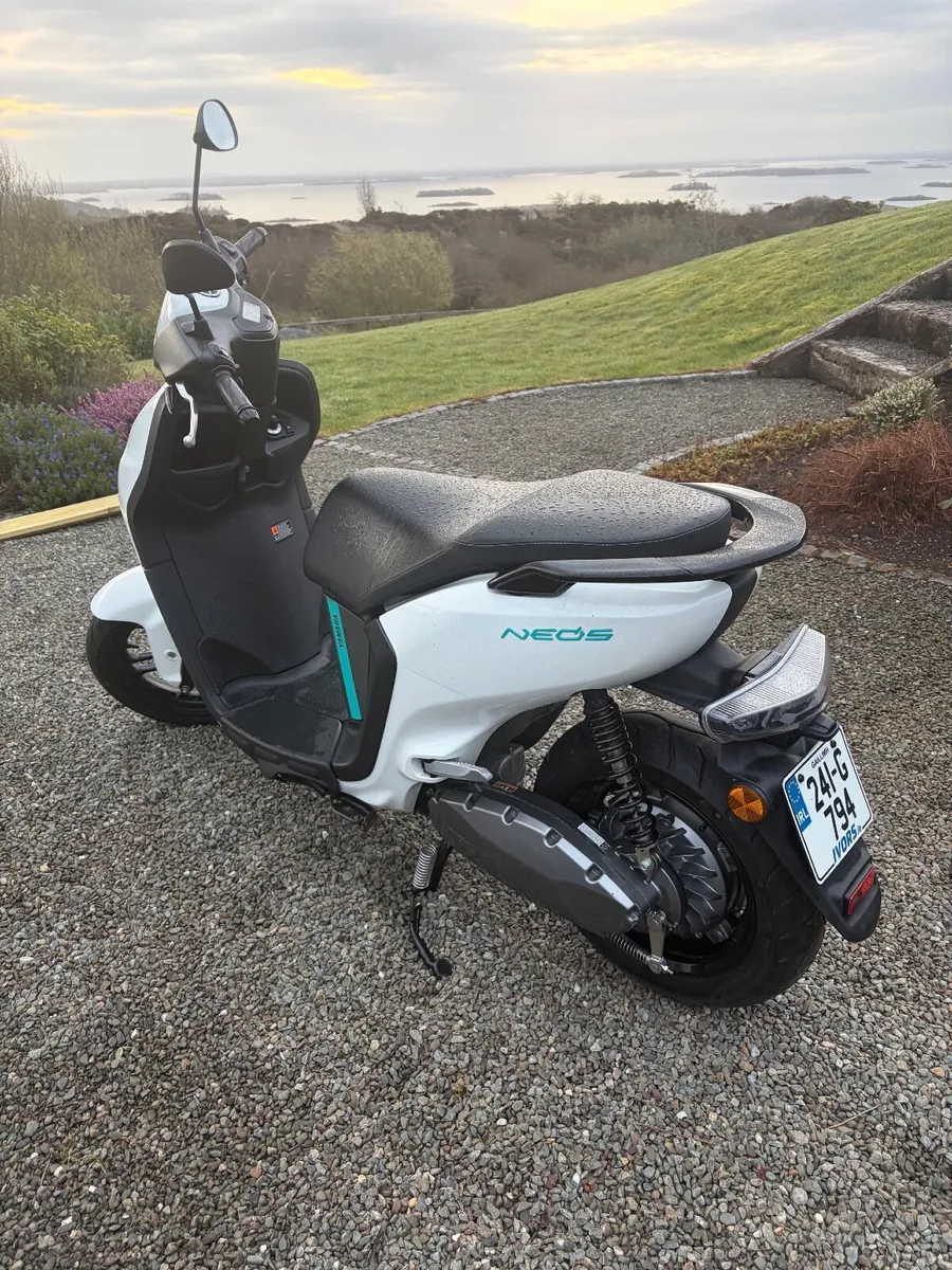 YAMAHA Neos 2024 Electric Scooter