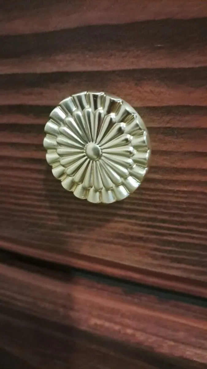 Chest of drawers - Image 2