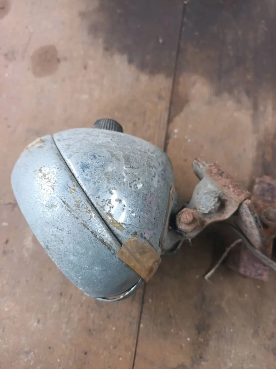 Vintage  Car Lights - Image 4