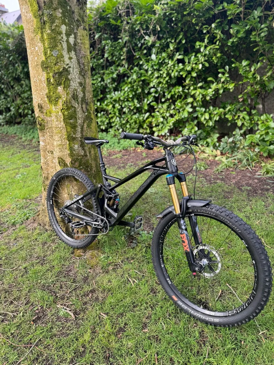 Mondraker Dune R Black Phantom - Image 1