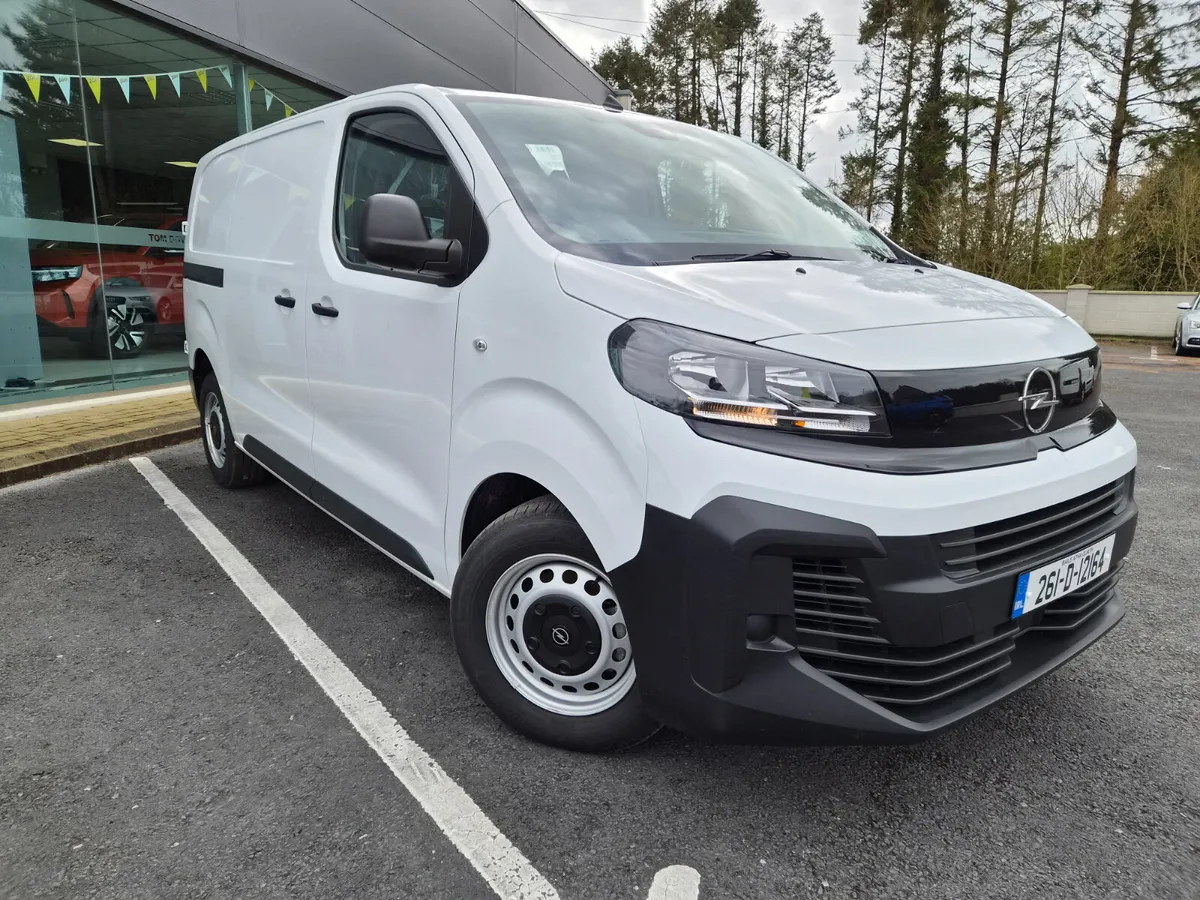 NEW Opel Vivaro 2026 1.5 Diesel Manual - Image 2