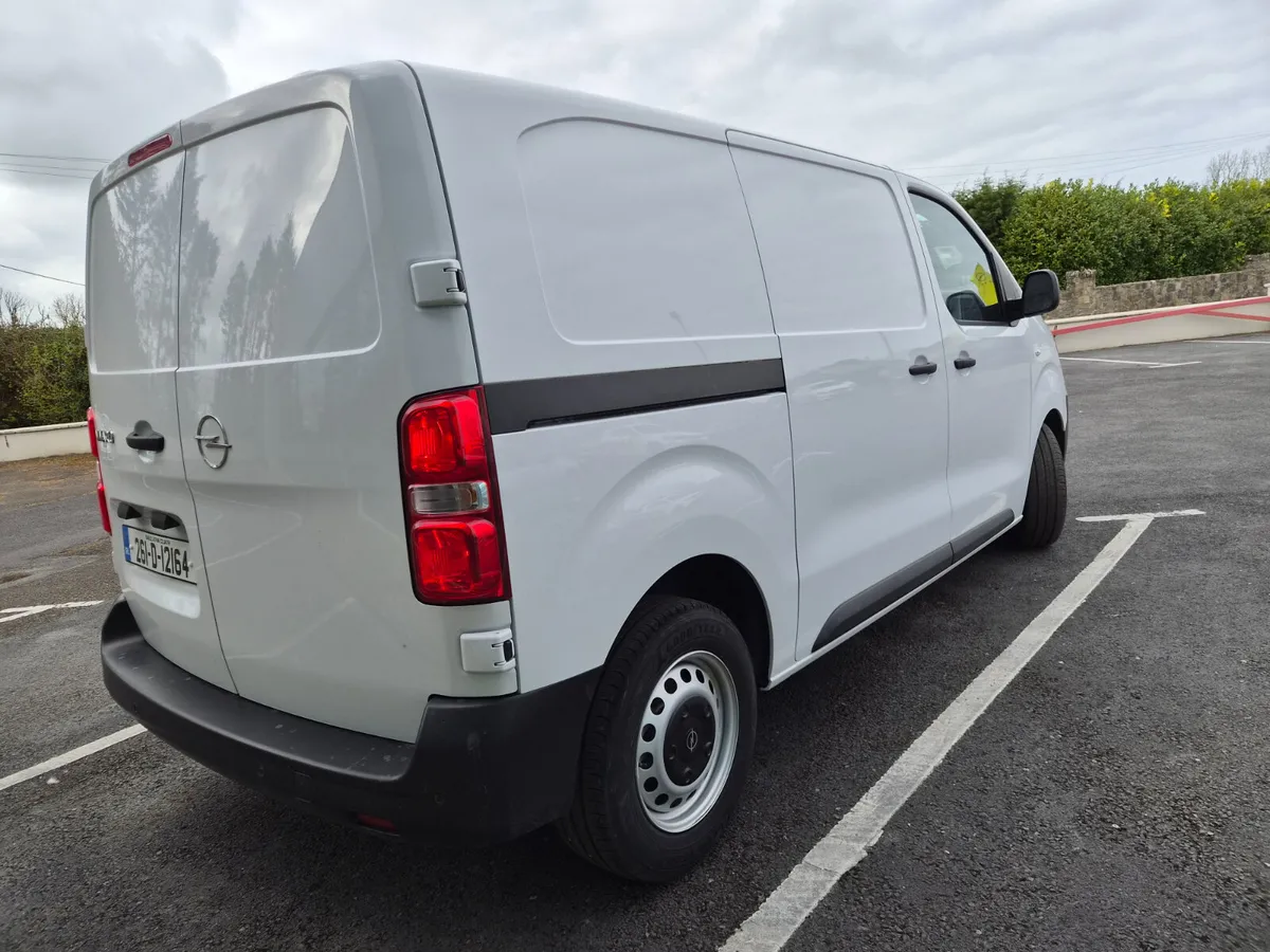 NEW Opel Vivaro 2026 1.5 Diesel Manual - Image 3