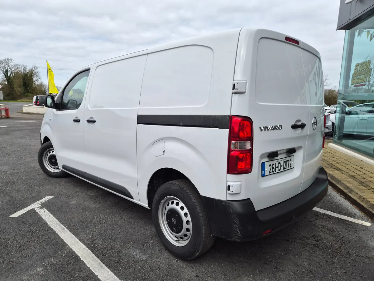 New Opel Vivaro 2026 1.5L Diesel Manual - Image 4