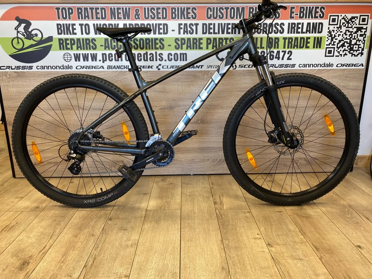 Trek marlin 5 (like new) - Image 1