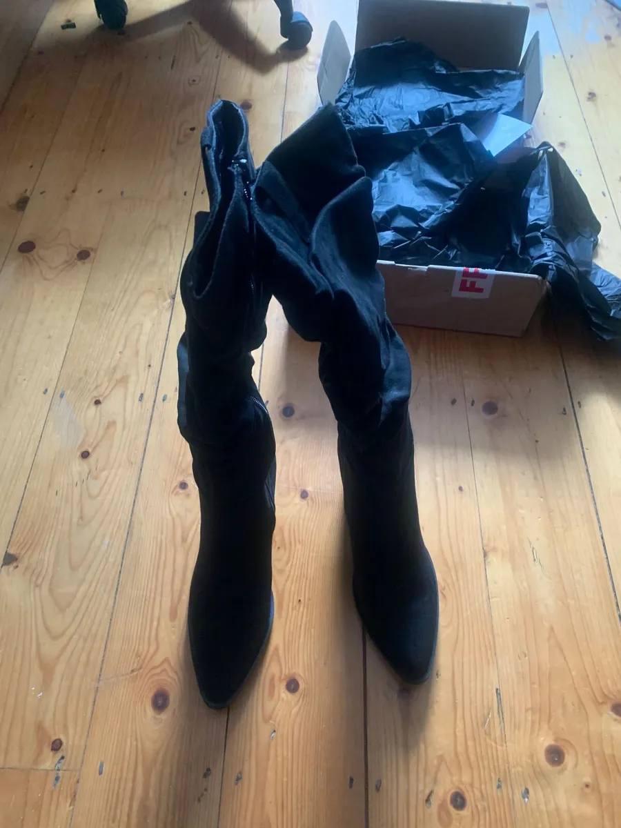 Wide Fit Slouch Black Knee Boots - Image 1