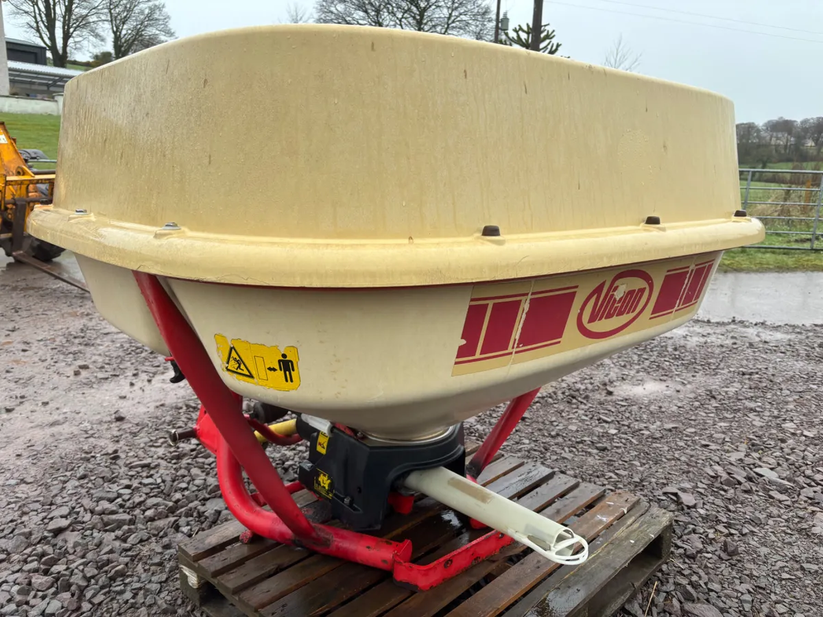 Vicon 1.2 ton wagtail sower - Image 4