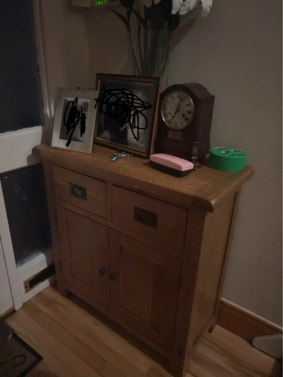 Cabinet mexican pine