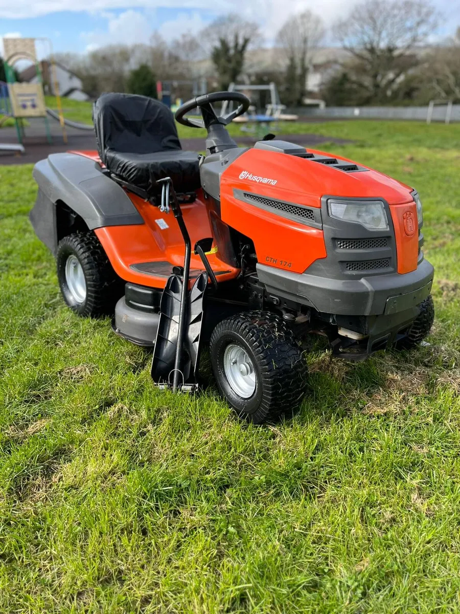 Husquvarna petrol ride on lawnmower - Image 1
