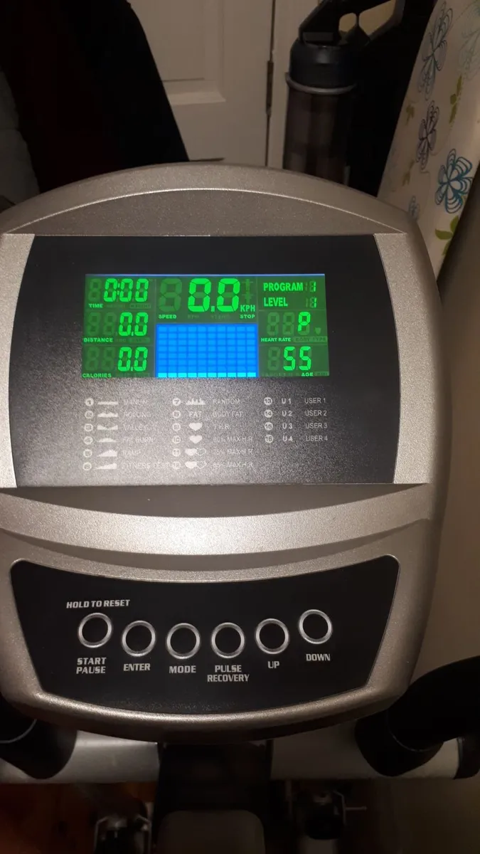 Cross Trainer - Image 3