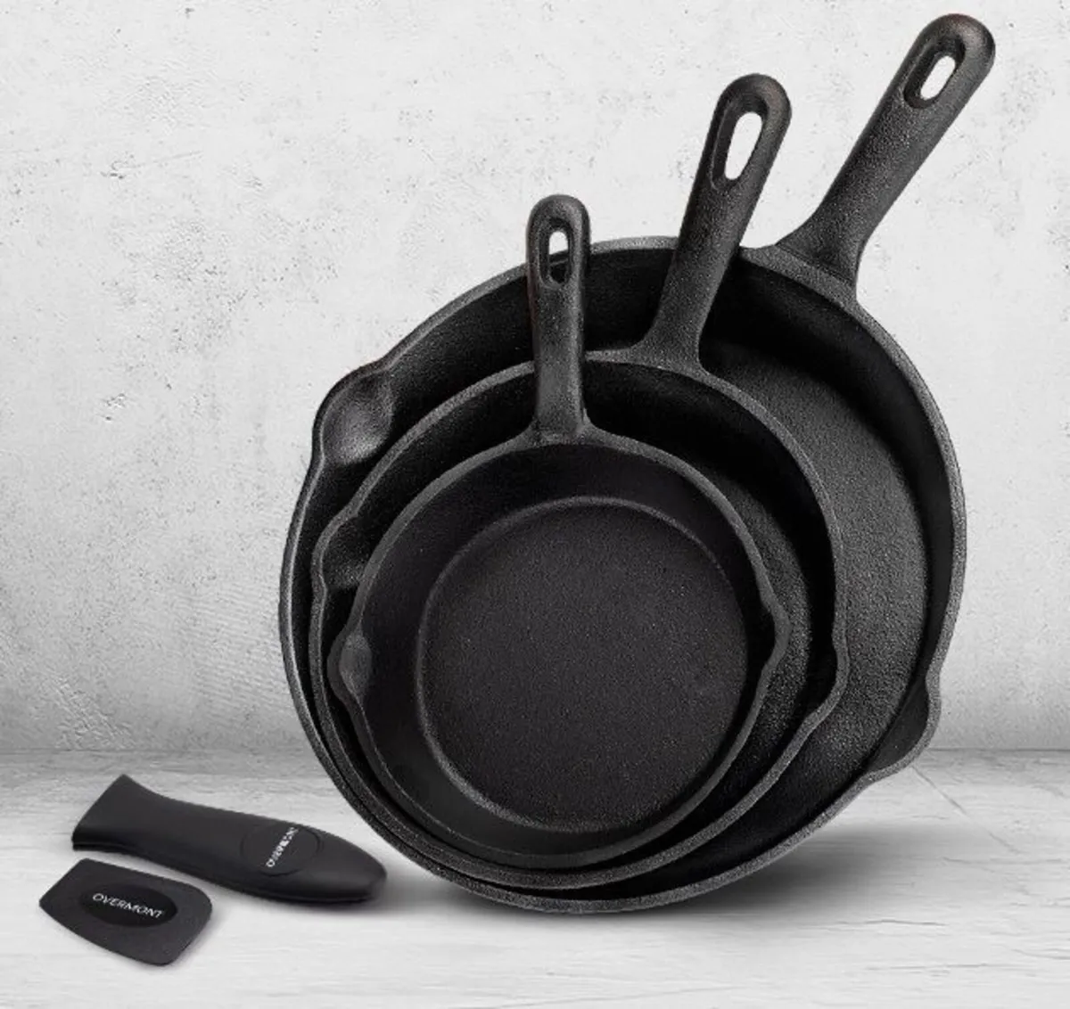 Pre-Seasoned Cast Iron Skillets (set of 3) - Image 1
