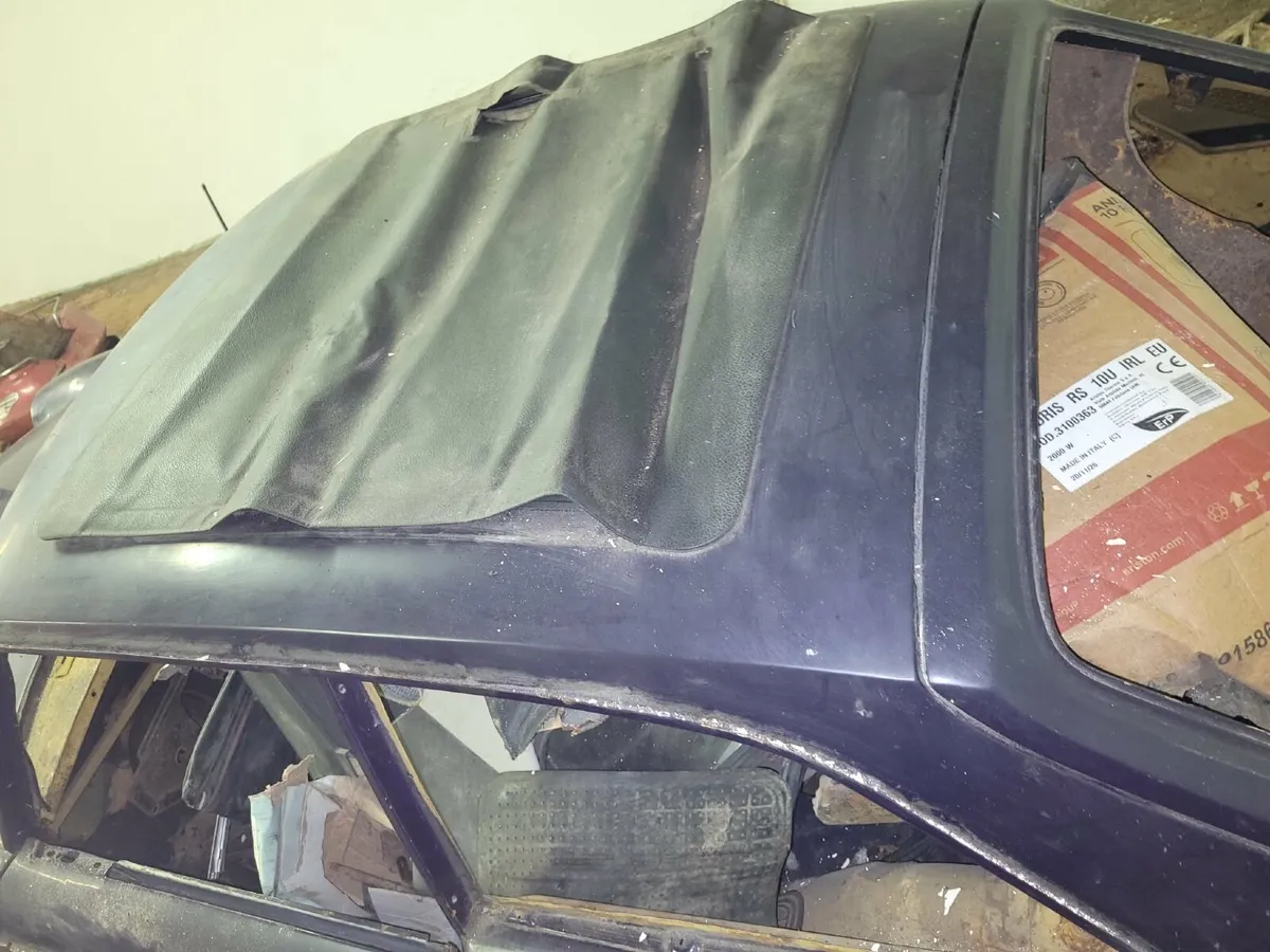 1974 MGB GT V8 3.5L & V5C - Image 3