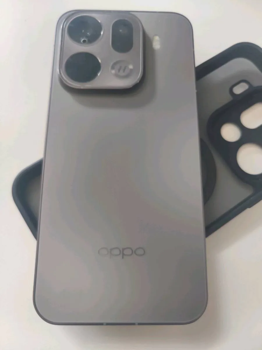 Oppo find x9 pro - Image 2