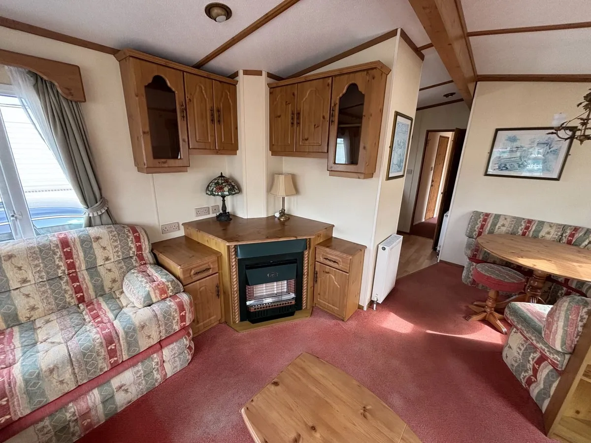 37x12 Rimini 3bed, D/G&C/H, Free Delivery 60 Miles - Image 3