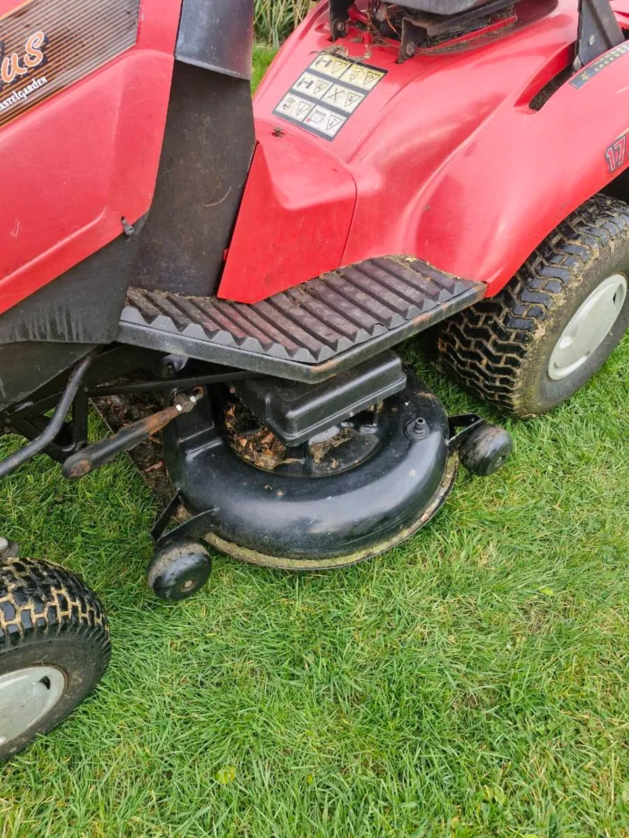 Castlegarden ride on lawnmower DELIVERY AVAILABLE - Image 3