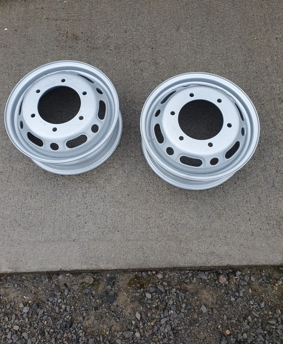 Merc sprinter 515 or 516 or 413 wheels - Image 2