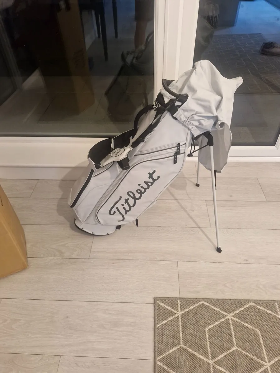 Titleist Bag - Image 1