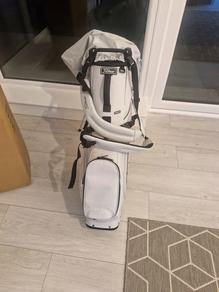 Titleist Bag - Image 4