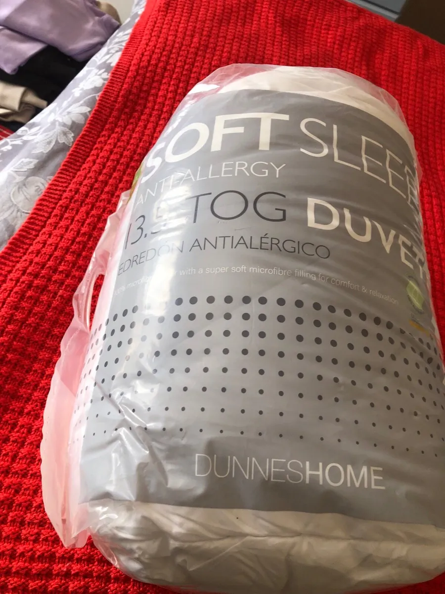 New double duvet €10 - Image 3