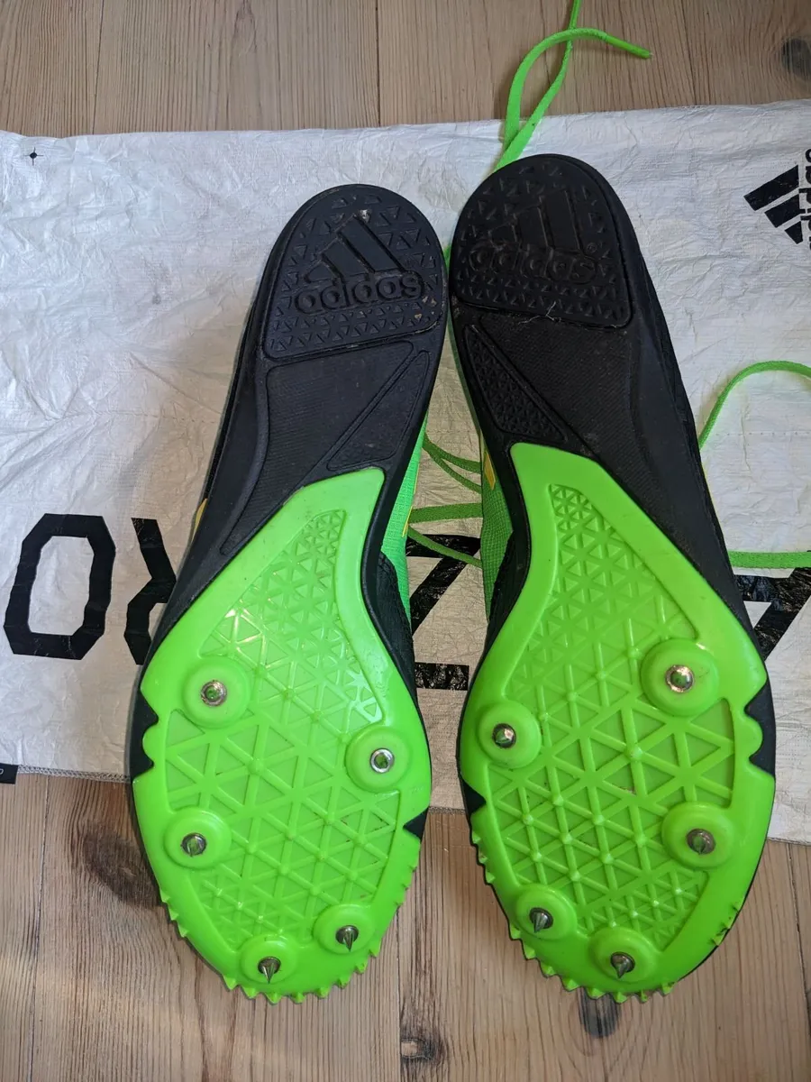 Running shoes - Image 2