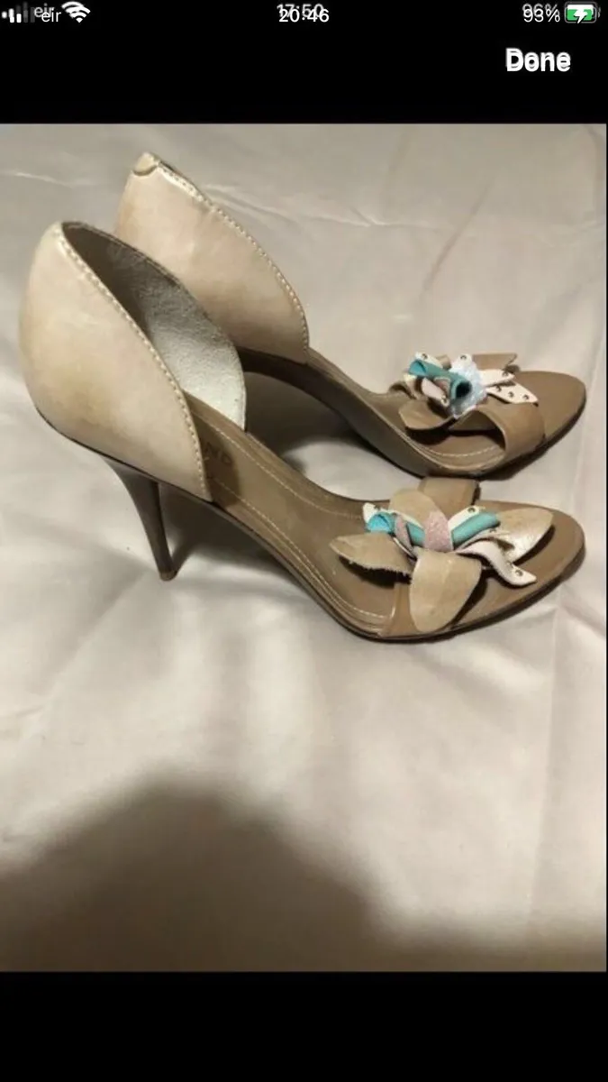 Ladies Brazilian leather shoes size 7 €20 - Image 2