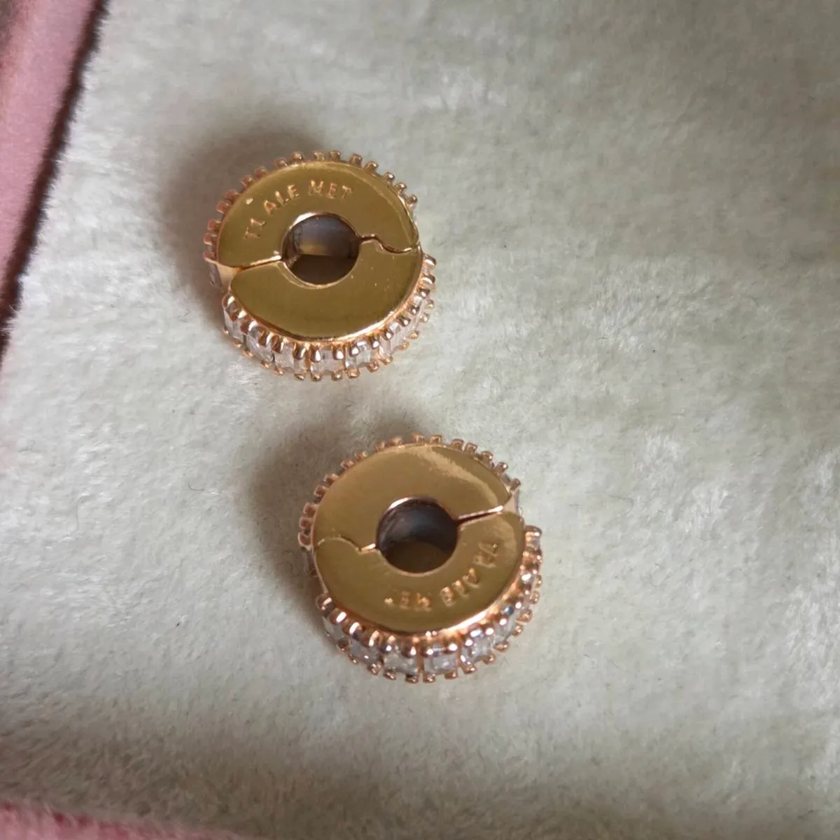 Pandora sparkling Ice cube clips charm x2 - Image 2