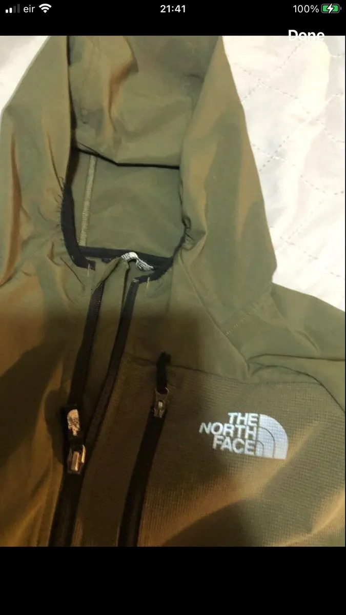Boys northface tracksuit size XXL €30 - Image 4
