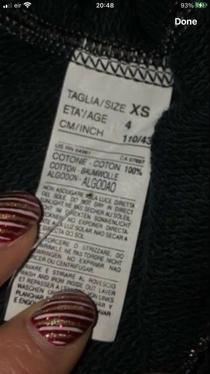 Boys BNWT Benetton hoodie age 4 €10 - Image 3