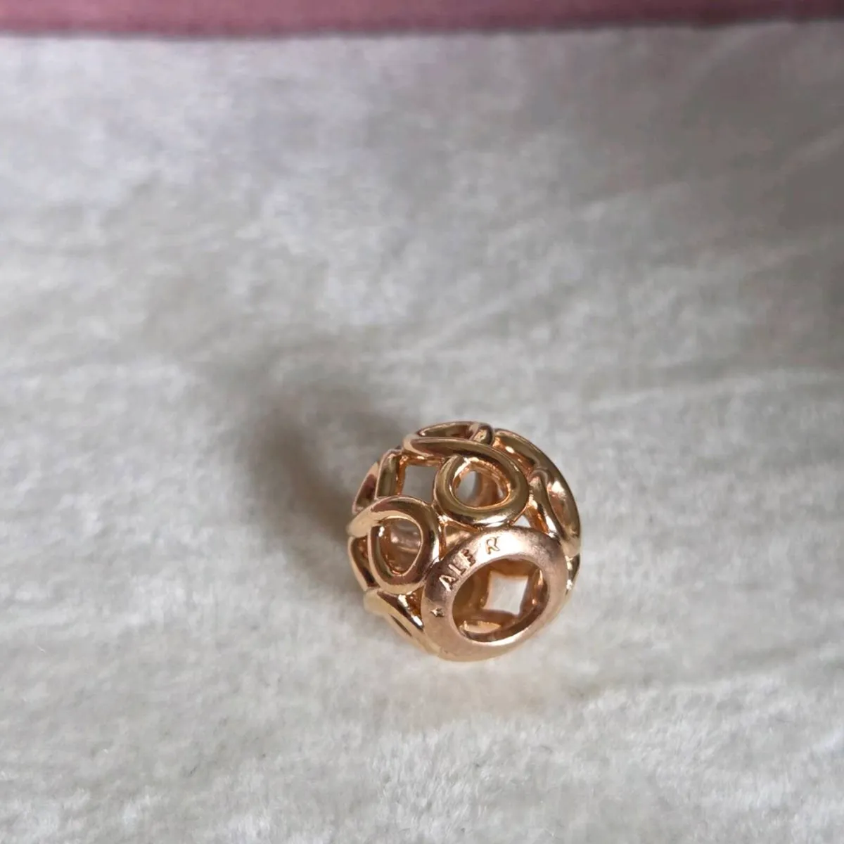 Pandora openwork infinity charm rose gold - Image 3