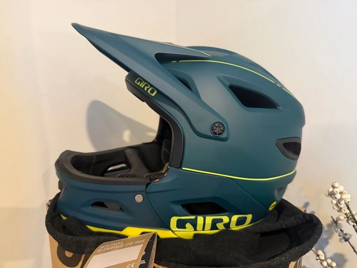 Endura MTB Helmets - Image 4