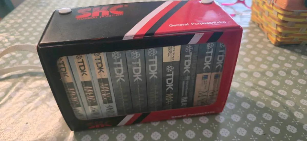 VINTAGE BOX SKC FOR 10 TAPE CASSETTES  RARE - Image 1