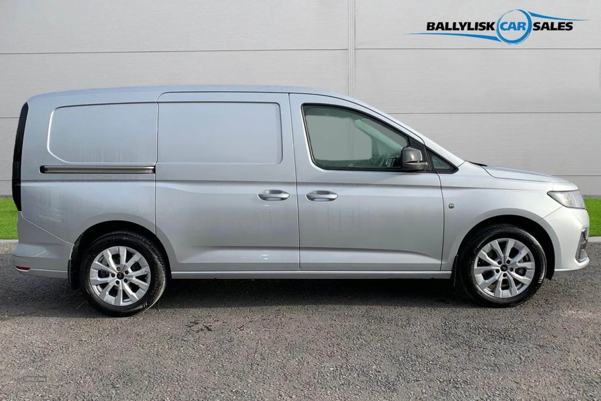 Ford Transit Connect 2.0 102PS 230 EcoBlue Limited - Image 3