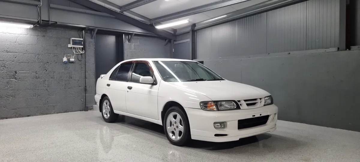 Nissan VZR Pulsar - Image 1