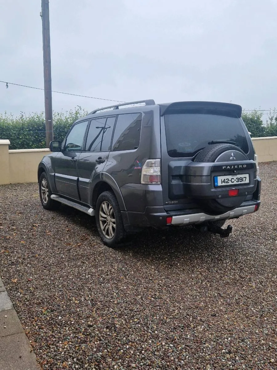 Mitsubishi Pajero - Image 2