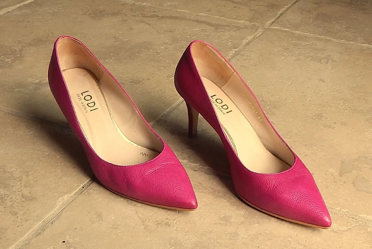 Pair of Lodi Leather Shoes, Size 8, made in Spain - Image 1