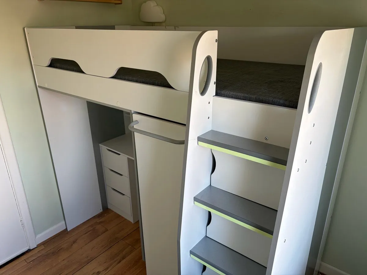 Pegasus High Sleeper - Image 1