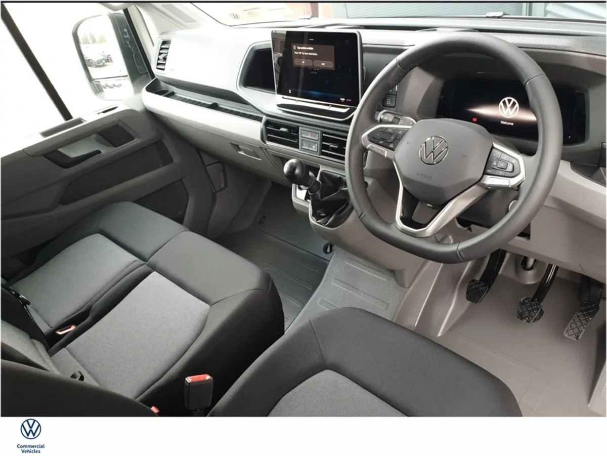 Volkswagen Crafter VAN 30 2.0TDI 140BHP MEDIUM WHE - Image 2