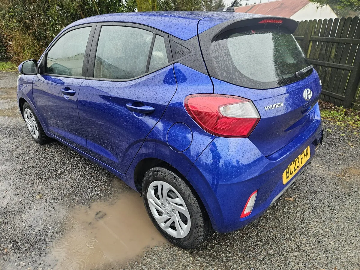 2023 Hyundai i10 - Image 3