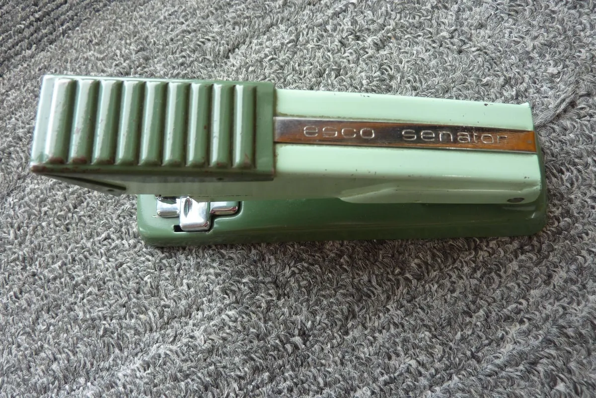 Vintage Esco Senator Stapler Green - Image 1