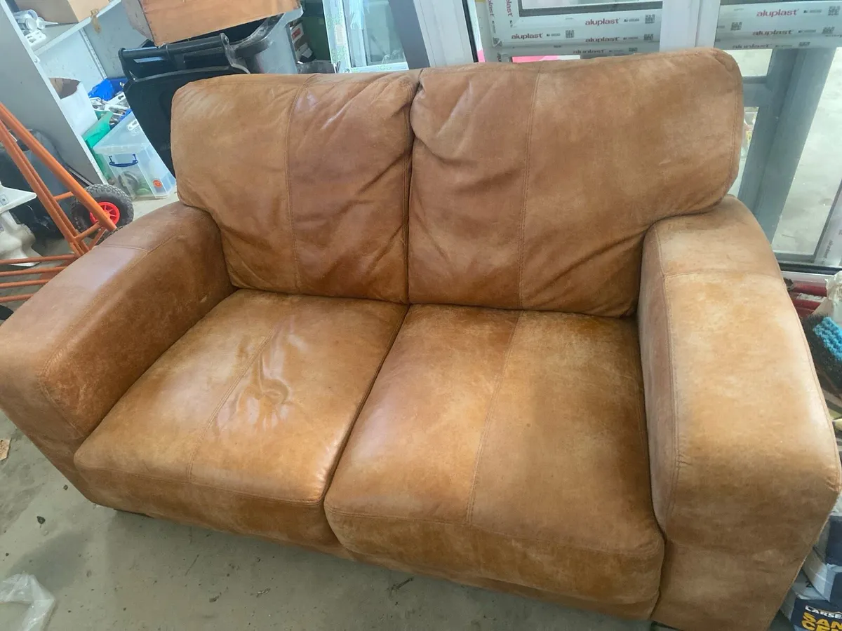 Leather sofa couch - Image 1