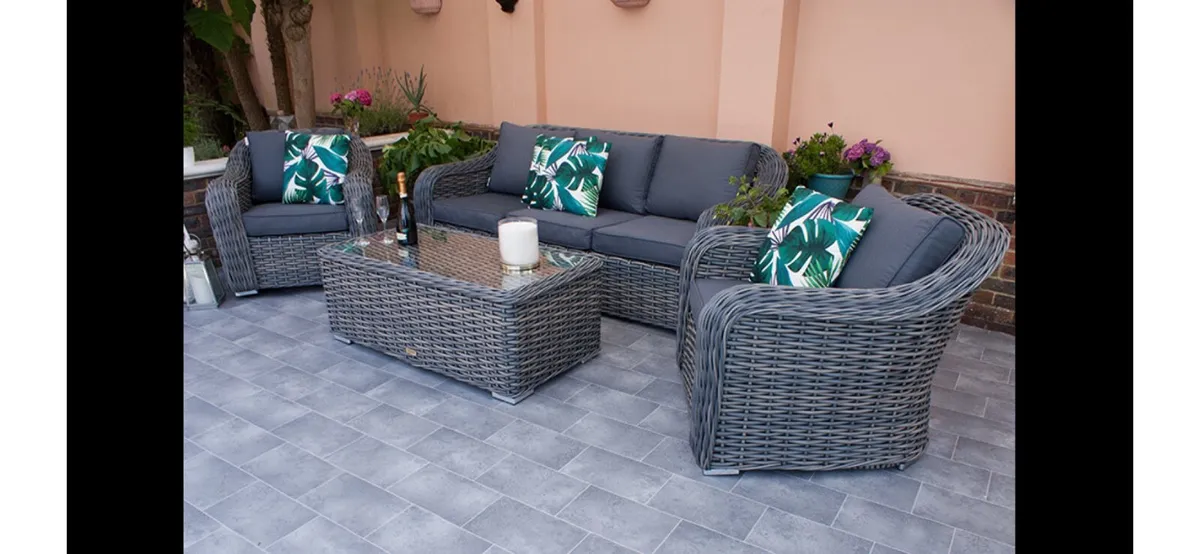 Garden furniture - Image 2