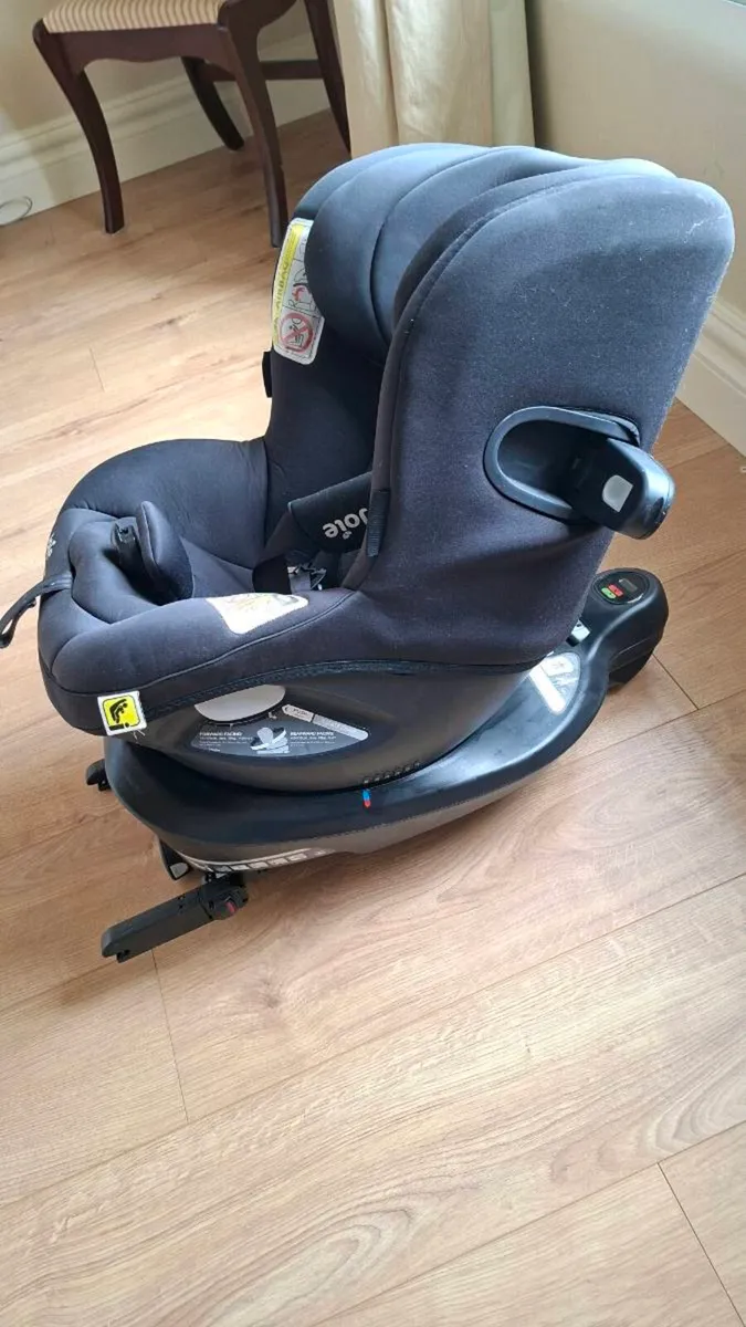 Joie 360 car seat - Image 4