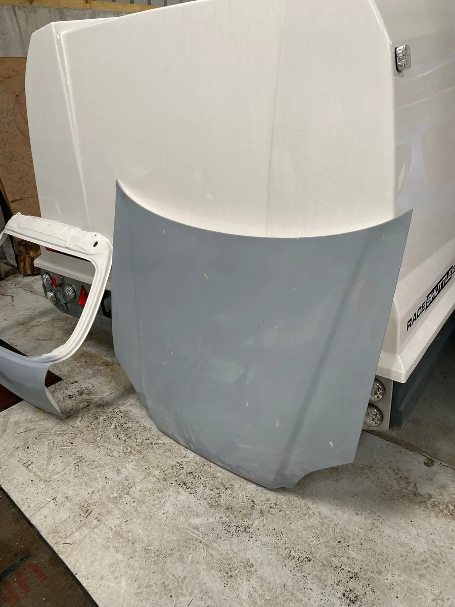 Ek4 fibreglass bonnet and boot - Image 1