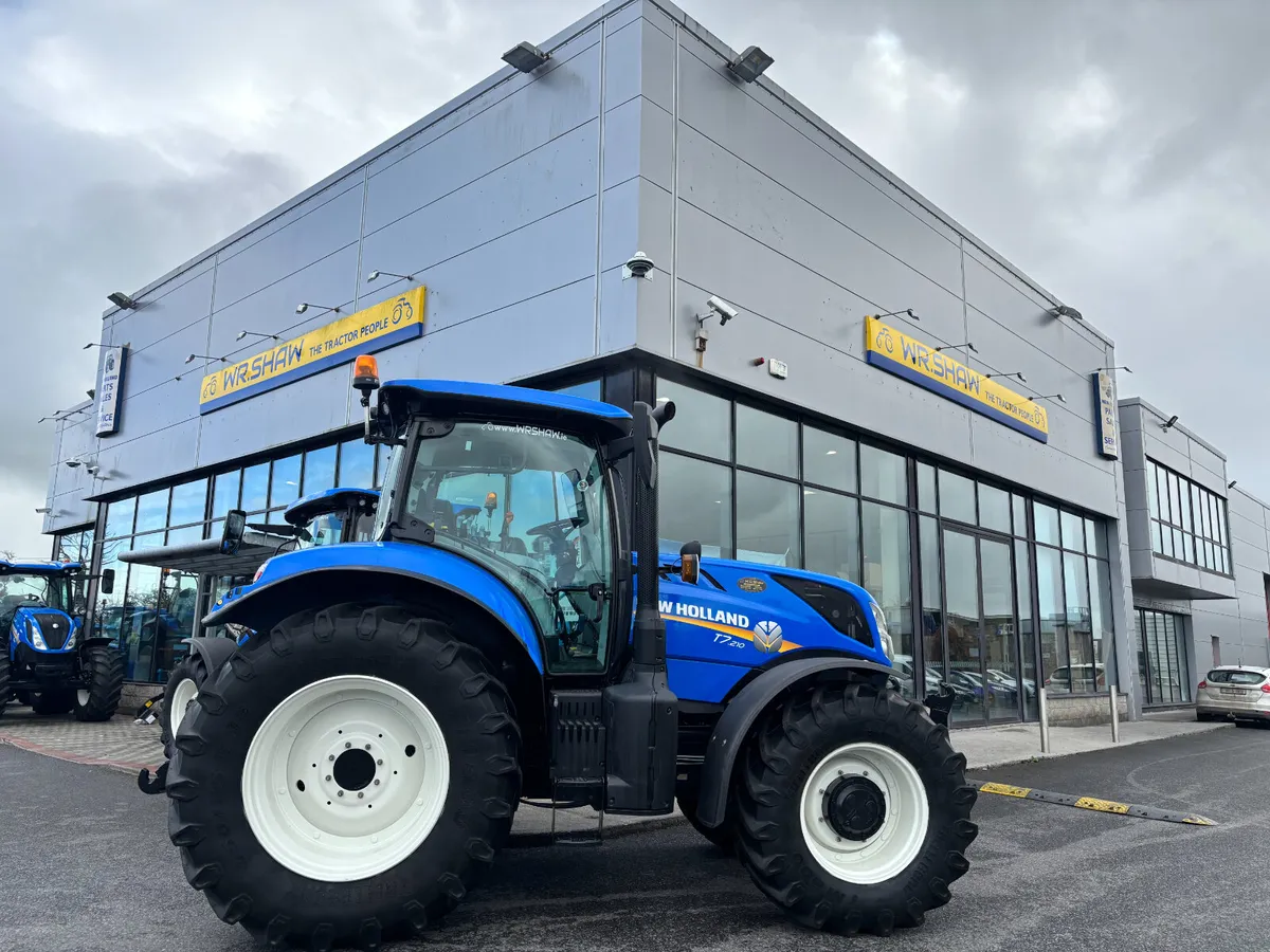 New Holland T7.210 Range Command-2788hrs - Image 2