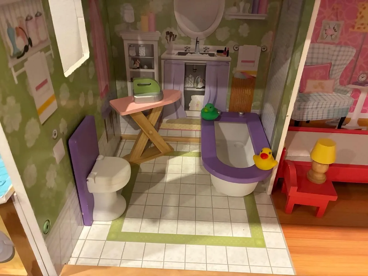 Dolls House - Image 2