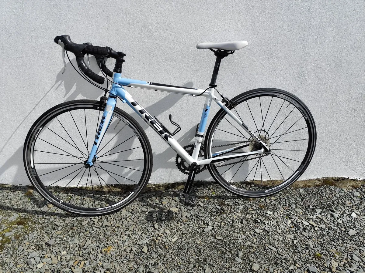 Ladies trek bike - Image 2