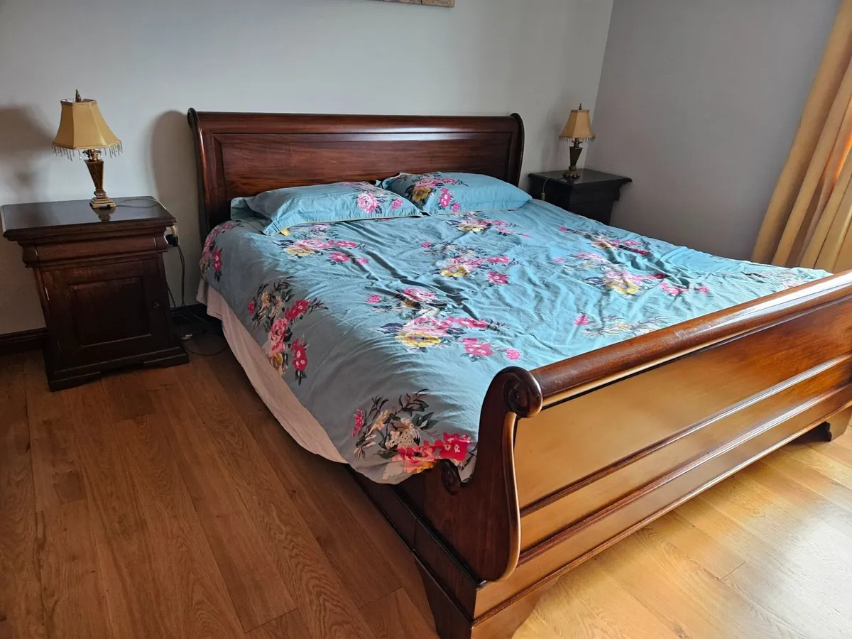 Bedroom suite - Image 3