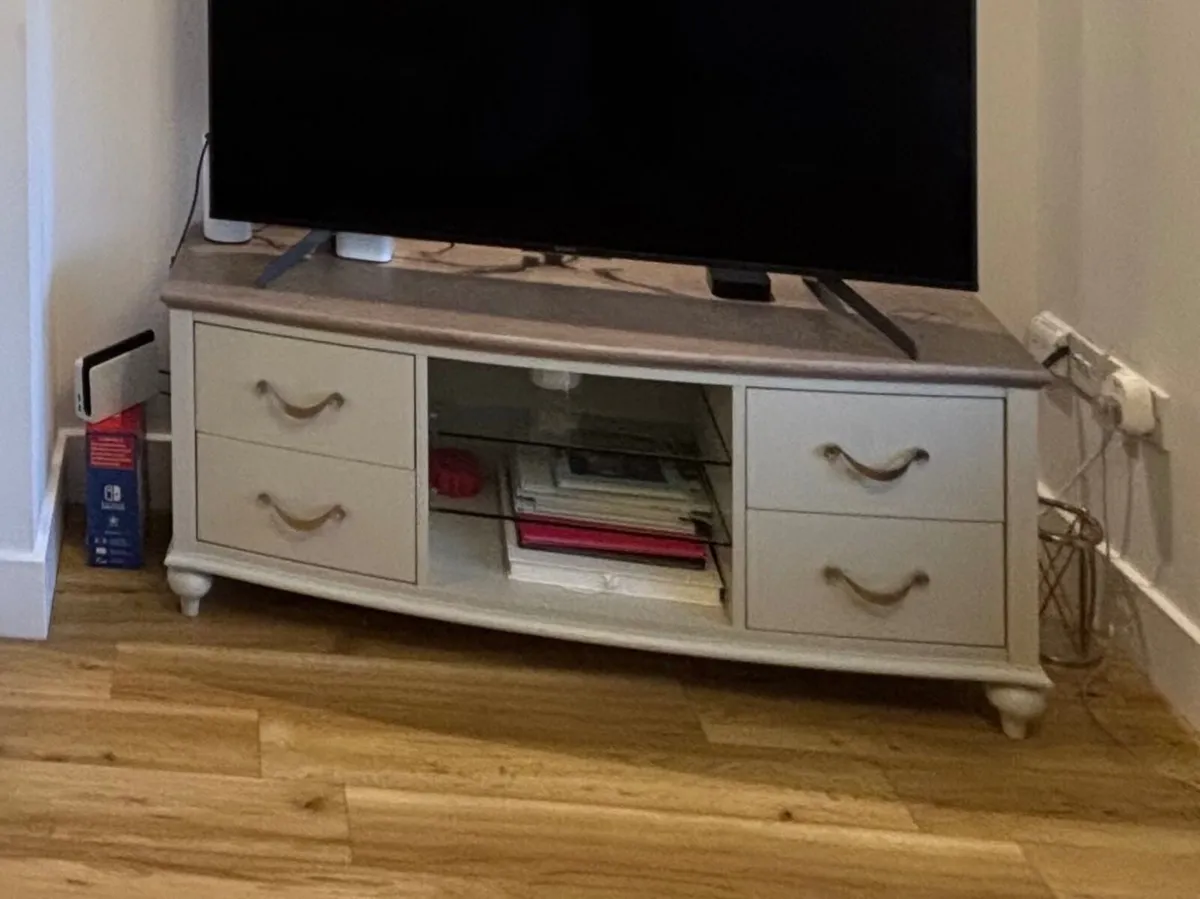 Tv unit and coffee table - Image 1