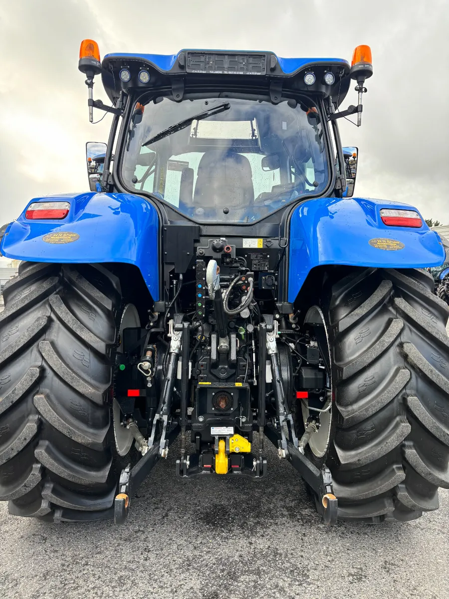 New Holland T7.225 Auto Command-1276hrs - Image 4