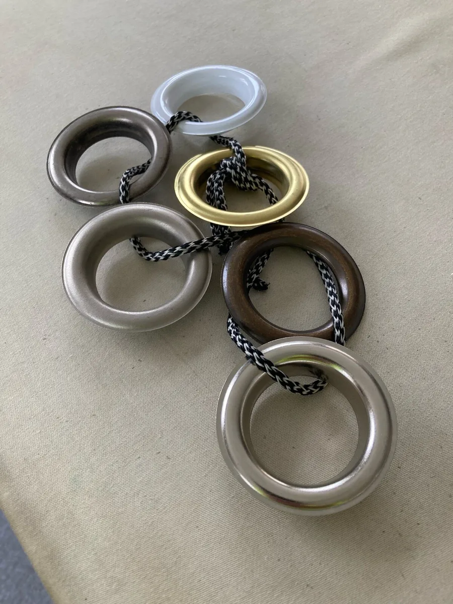 Curtain rings fitted - Image 1